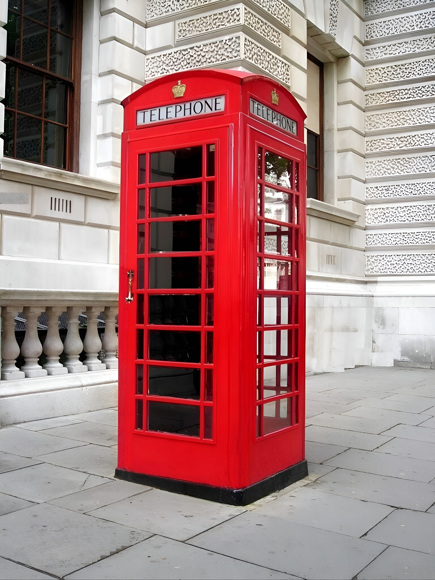 London Red Telephone Booth English Iron Phone Box